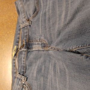 Old navy diva, medium wash, boot cut denim Jean's size 6reg.bundle $15